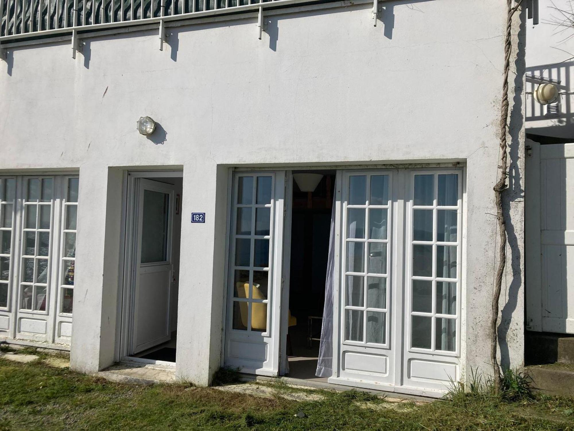 Studio Renove Avec Parking, Wifi, Proche Plage Et Centre - Fr-1-418-93 Le Palais Exteriér fotografie